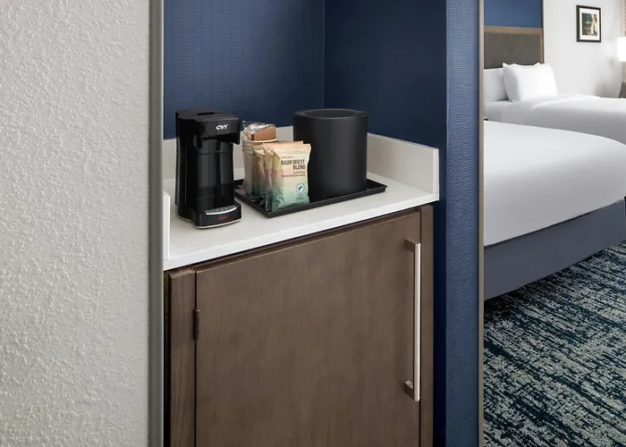 Courtyard By Marriott Wilmington Downtown/Historic District Hotel