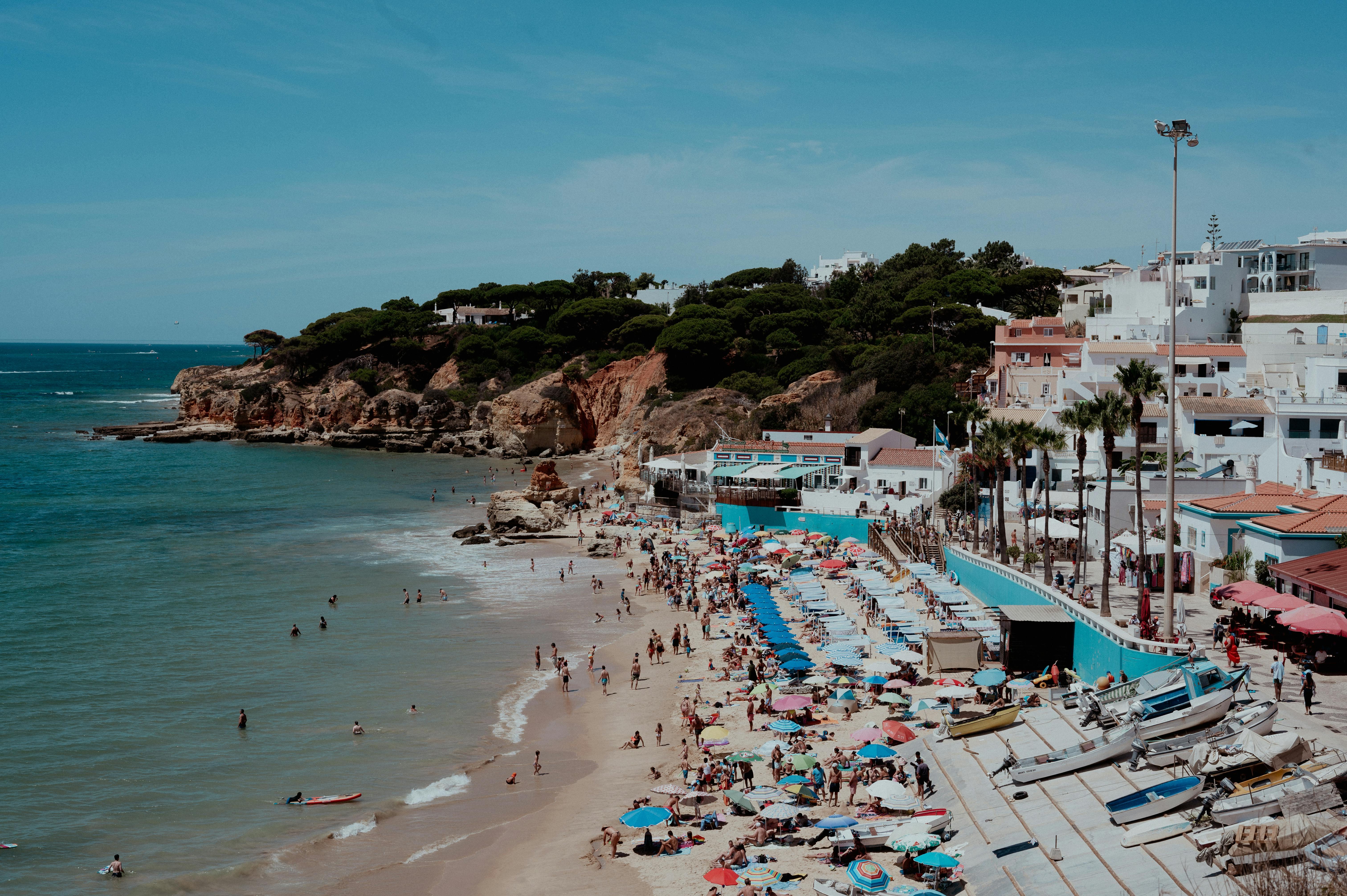 Albufeira Hotels for Romantic Getaway