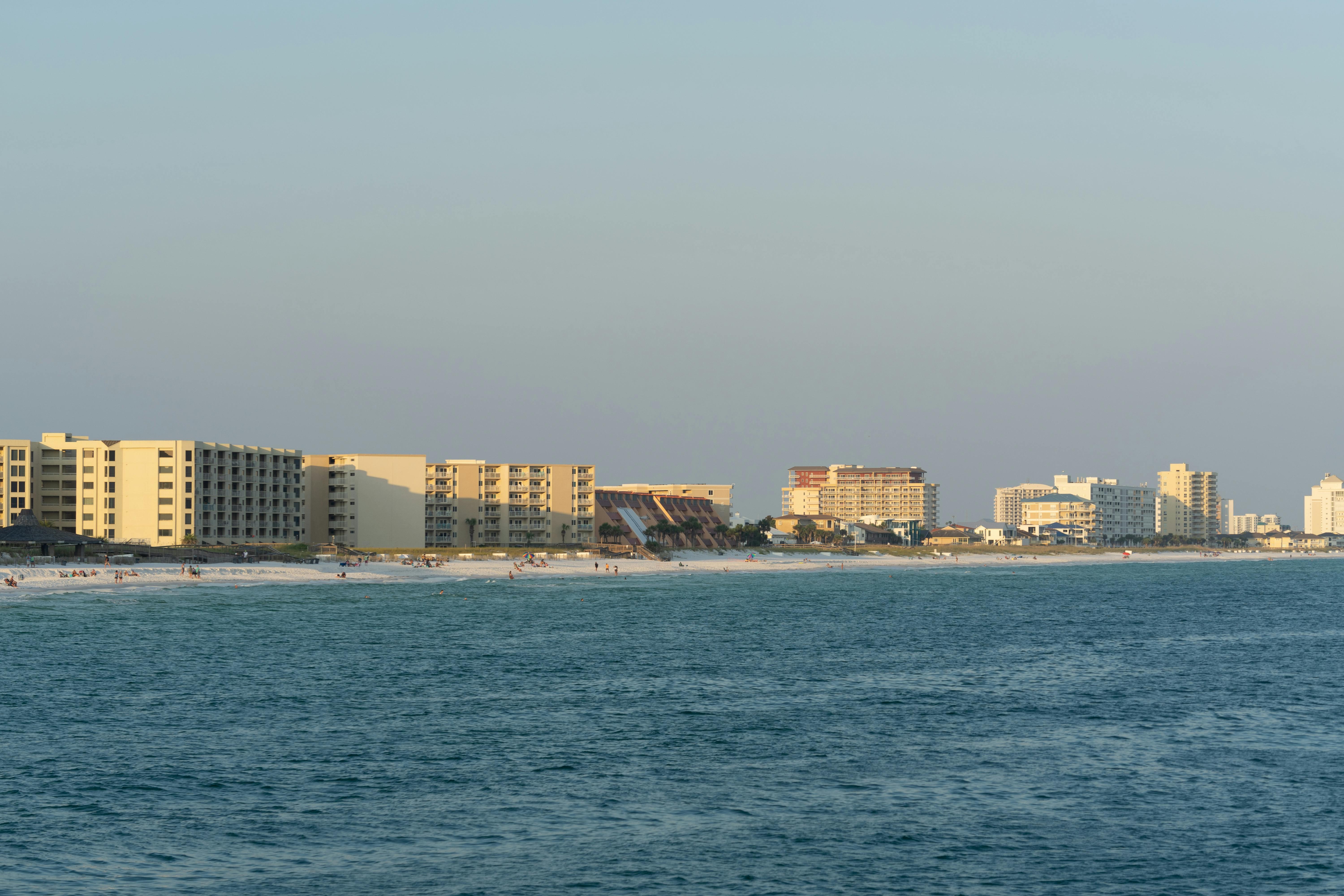 Destin Hotels for Romantic Getaway