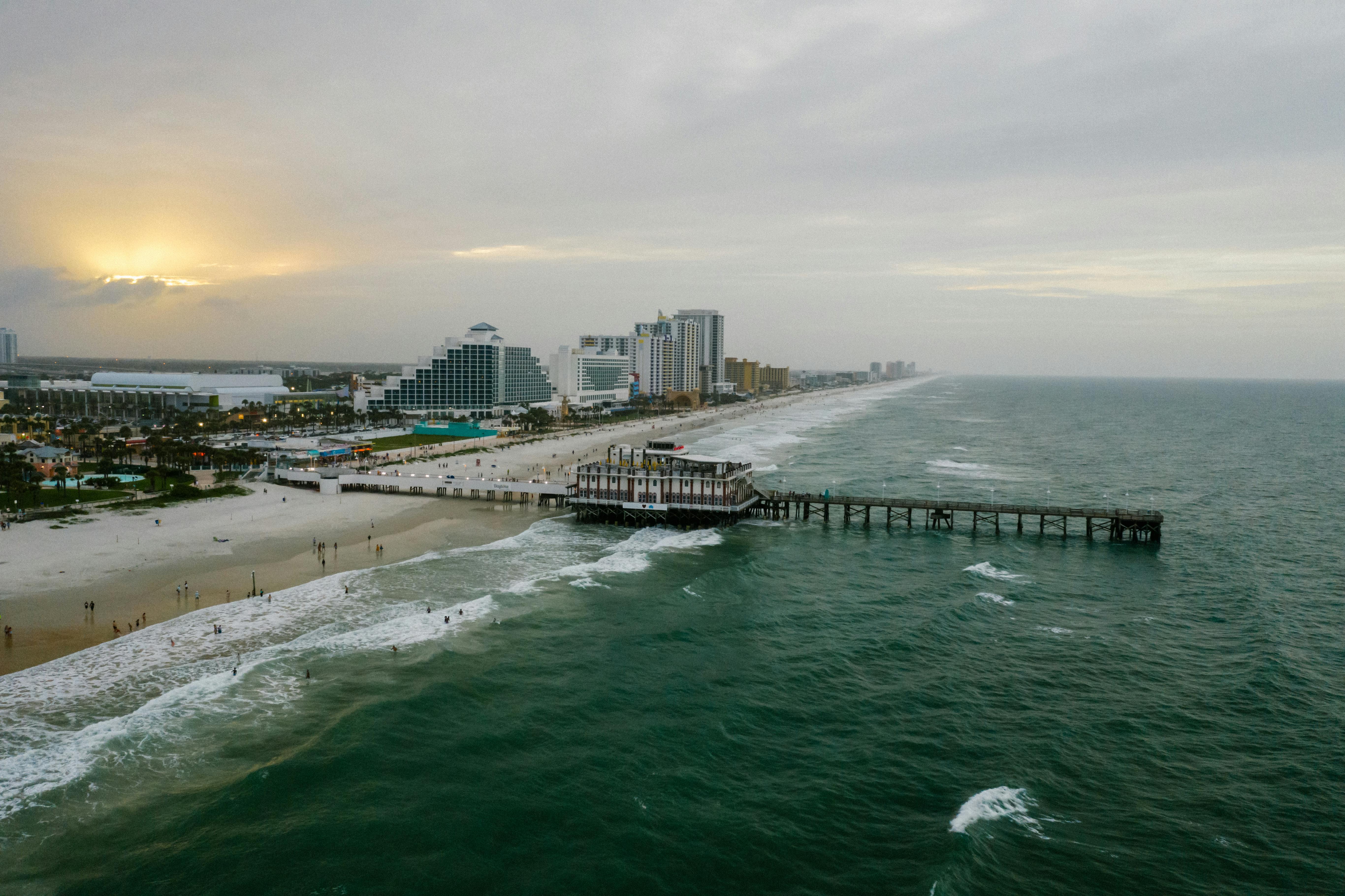 Daytona Beach Hotels for Romantic Getaway